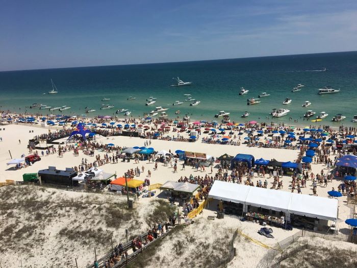 FloraBama Interstate Mullet Toss An Annual Fishy Tradition